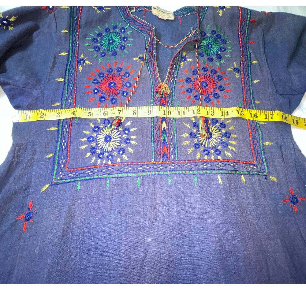 Vintage 1960 Embroidered Top - Women's Size M - 100% Cotton - Hippie Vintage! - Picture 5 of 8